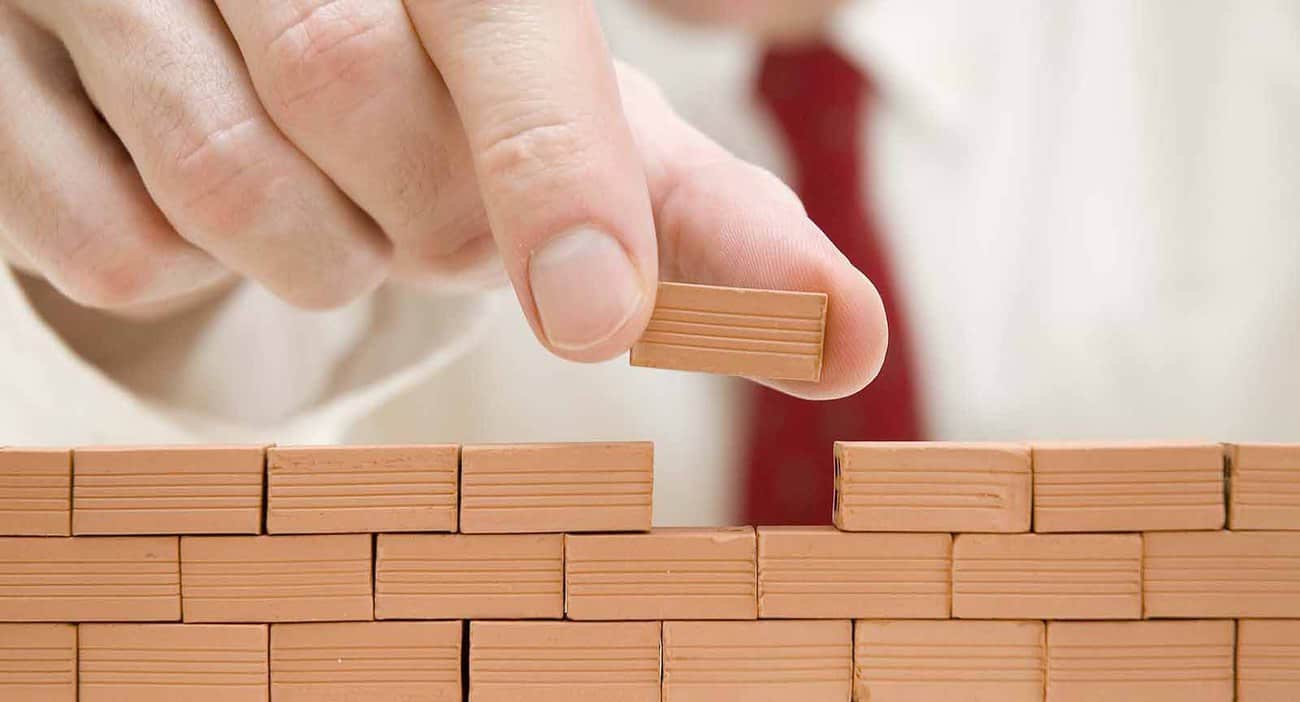 What Can a Party Wall Delay Actually Cost a Project Accrington?